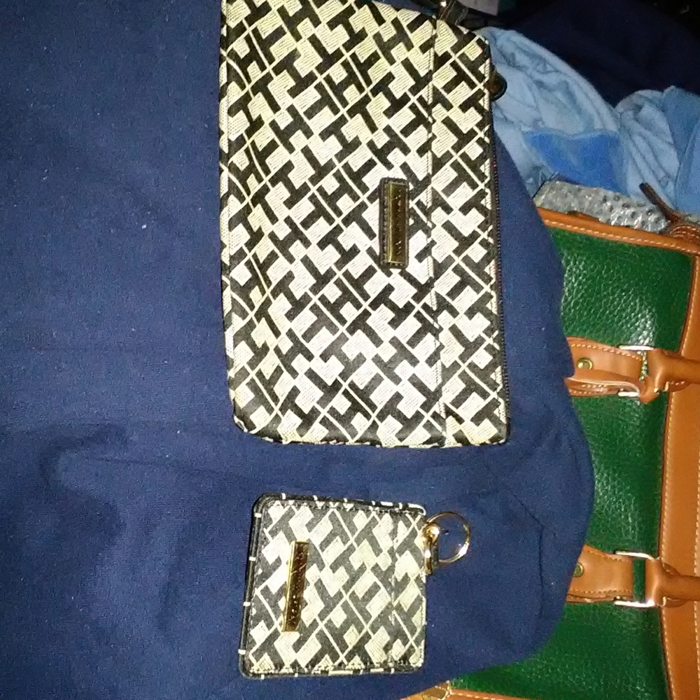 Wristlet with key chain id holder
